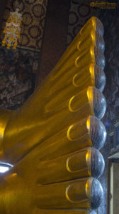  Toes of the Reclining Buddha